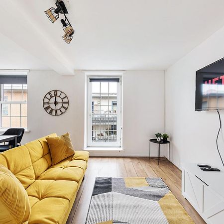 Sleek Shoreditch Hideout - 2 Bed Gem With Balcony In Central Лондон Екстериор снимка